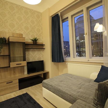 Center Businessclass Apartment Budapest Luaran gambar