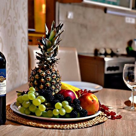 Center Businessclass Apartment Budapest Luaran gambar